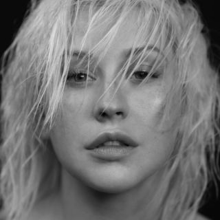 Christina Aguilera - Fall in Line (feat. Demi Lovato) (Radio Date: 16-05-2018)