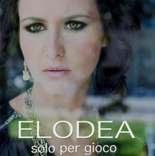 <b>Elisabetta Coiro</b>, in arte Elodea, canta da quando è piccola. - elodea_-_solo_per_gioco.jpg___th_320_0