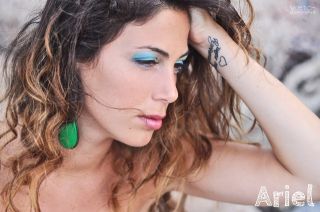 Alessandra Placenti - Giro Pagina (Radio Date: 25-10-2013)