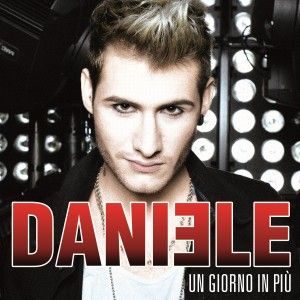 Dopo la partecipazione a X Factor 2012, Daniele arriva in radio con il suo primo singolo "Un giorno in più"
