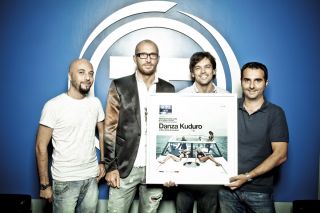 Time Records festeggia le 80.000 copie di "Danza Kuduro" di Lucenzo feat. Don Omar, il tormentone dell'estate 2011