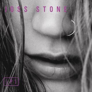 Joss Stone pubblica il suo primo album indipendente dal titolo "LP1" il 27 luglio 2011