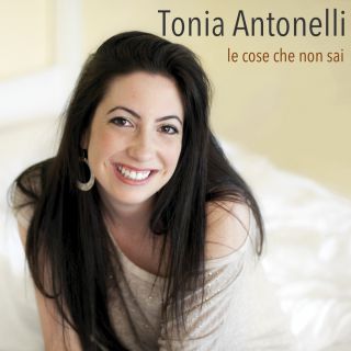 Tonia Antonelli: Le Cose Che Non Sai, brano d’esordio della vincitrice della II edizione di "Una voce per il Ticino"