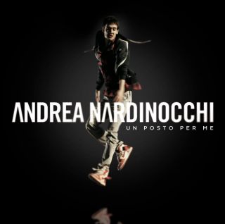 Andrea Nardinocchi ti invita a scoprire "Un Posto per me". Il singolo di debutto di un talento capace di stregarti al primo ascolto. Da venerdì 31 agosto in radio e negli store digitali